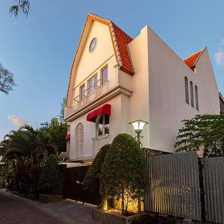 The Lavana Batavia Residence Umalas Seminyak  Exterior photo